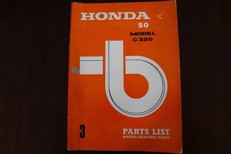 Honda C320 1965 moped parts list bromfiets onderdelen boek, Ophalen of Verzenden, Gebruikt