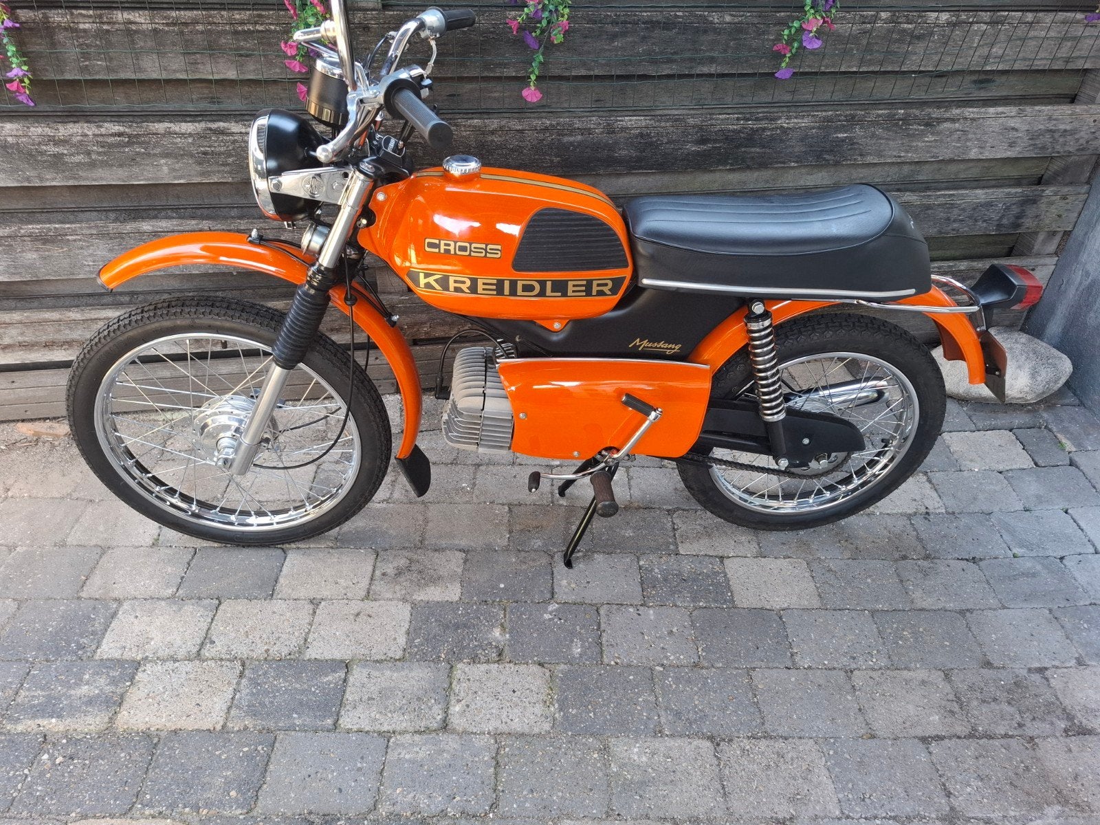 Kreidler. Mustang. Cross, Fietsen en Brommers, Brommers | Kreidler, Ophalen of Verzenden, Zo goed als nieuw, 5 versnellingen, Overige modellen