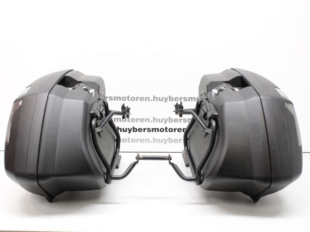 Zijkoffers  Koffer set Givi Kawasaki Z650, Ophalen, Info@huybersmotoren.nl, Gebruikt, HM - Sale