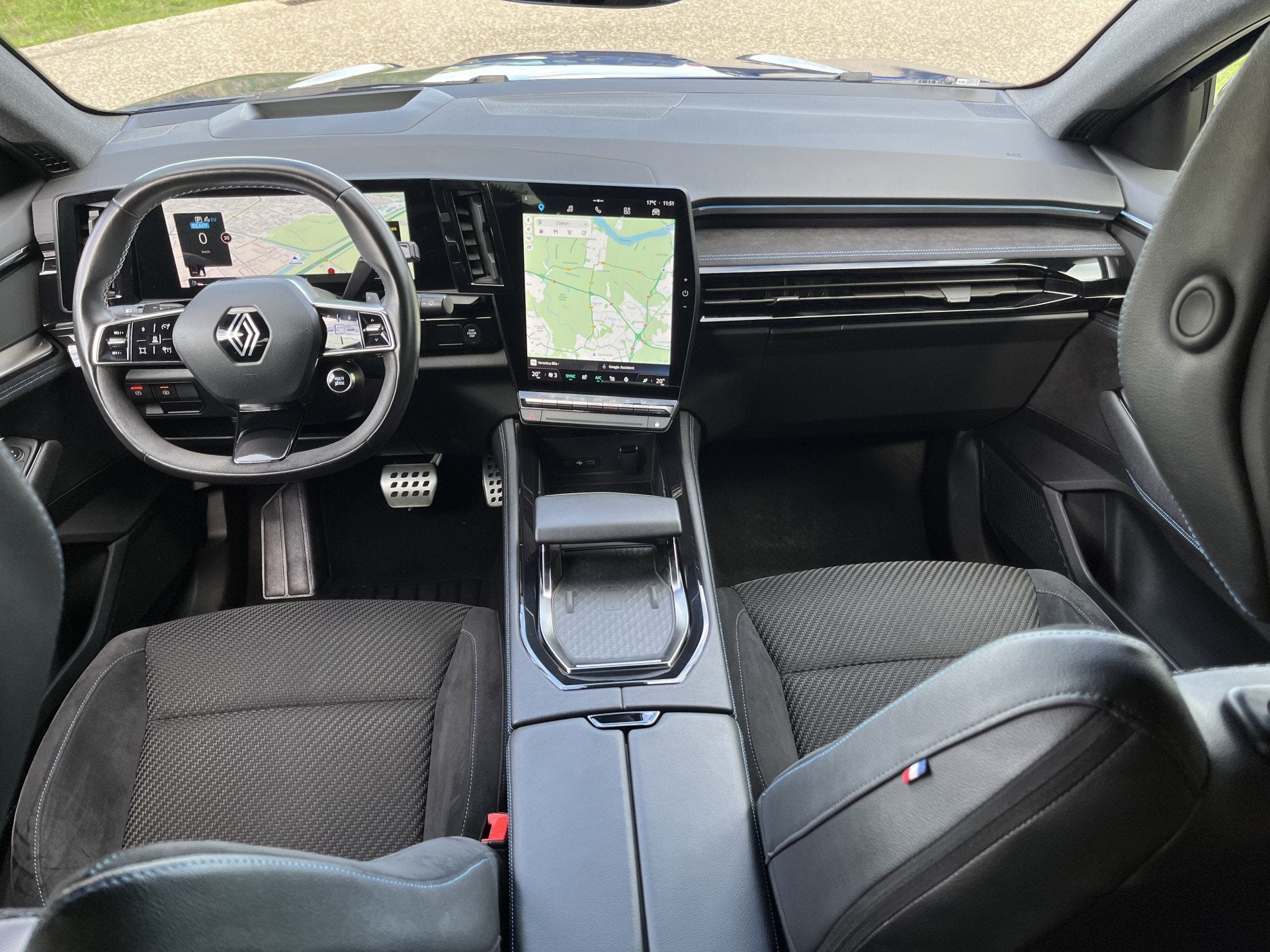 Renault Austral 1.2 E-Tech full hybrid 200PK iconic esprit A, Auto's, Gebruikt, 1199 cc, Blauw, Bedrijf