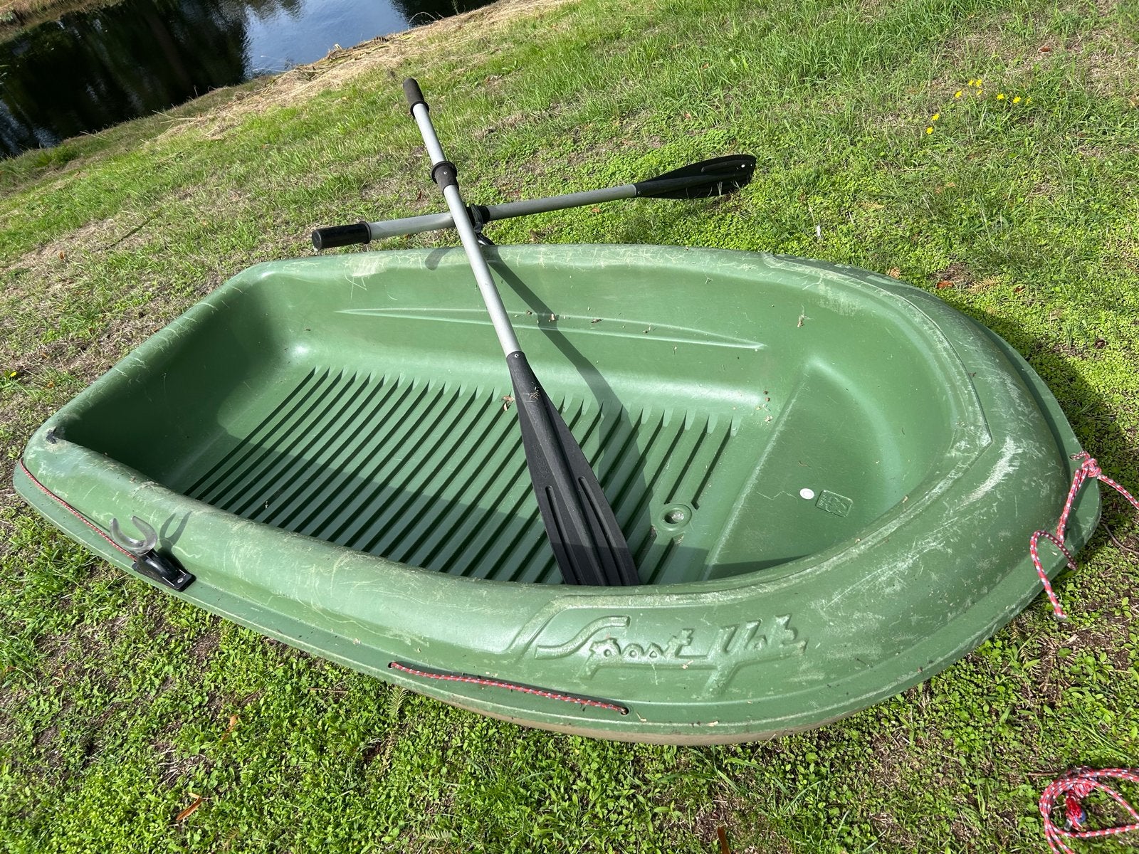 BIC roeibootje, oud, opknapper, blijft drijven, Ophalen, Gebruikt