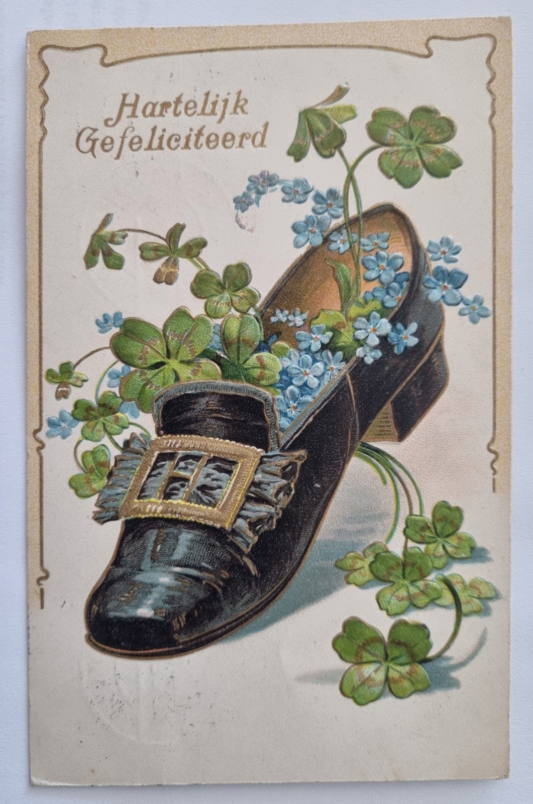 114)Reliëfkaart: Schoen met klavertjes vier -  Gefelicit, Ophalen of Verzenden, Voor 1920, Gelopen, Overige thema's