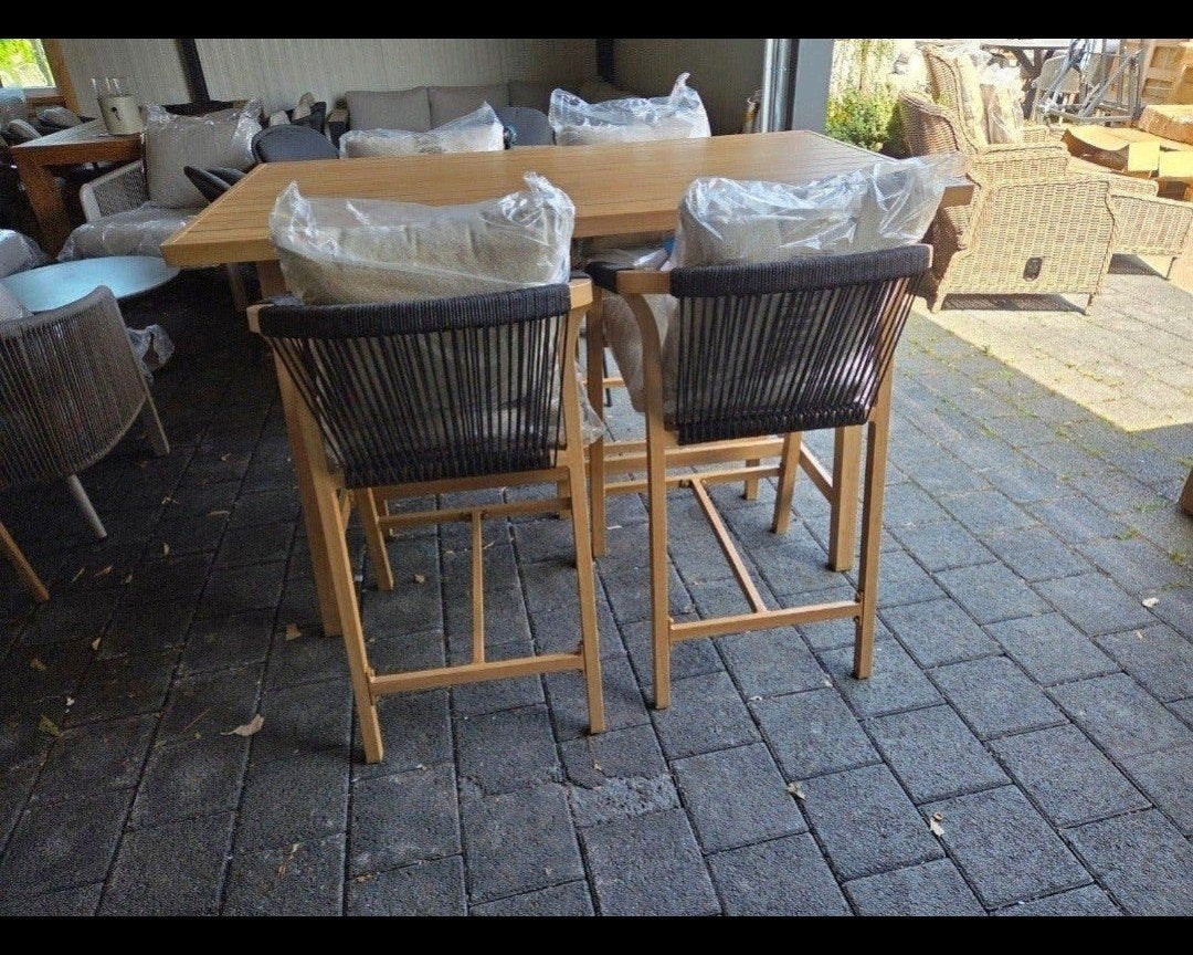BARSET €700 meerdere sets aanwezig (2 tafels 8 stoelen €1400, Ophalen, Nieuw