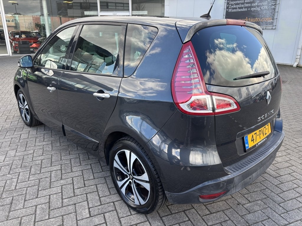 Renault Scénic 1.4 TCe Bose Panorama Camera Navi PDC Cruise, Auto's, Renault, Voorwielaandrijving, Euro 5, Gebruikt, 4 cilinders