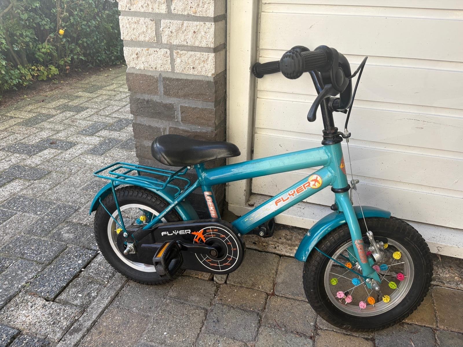 Foto 5 van Kinderfiets 12 inch met zijwieltjes - Loekie Flyer