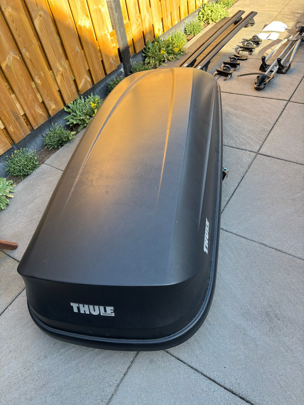 Thule Pacific 780 dakkoffer + Thule dakdragers + fietsdrager, Ophalen, Gebruikt