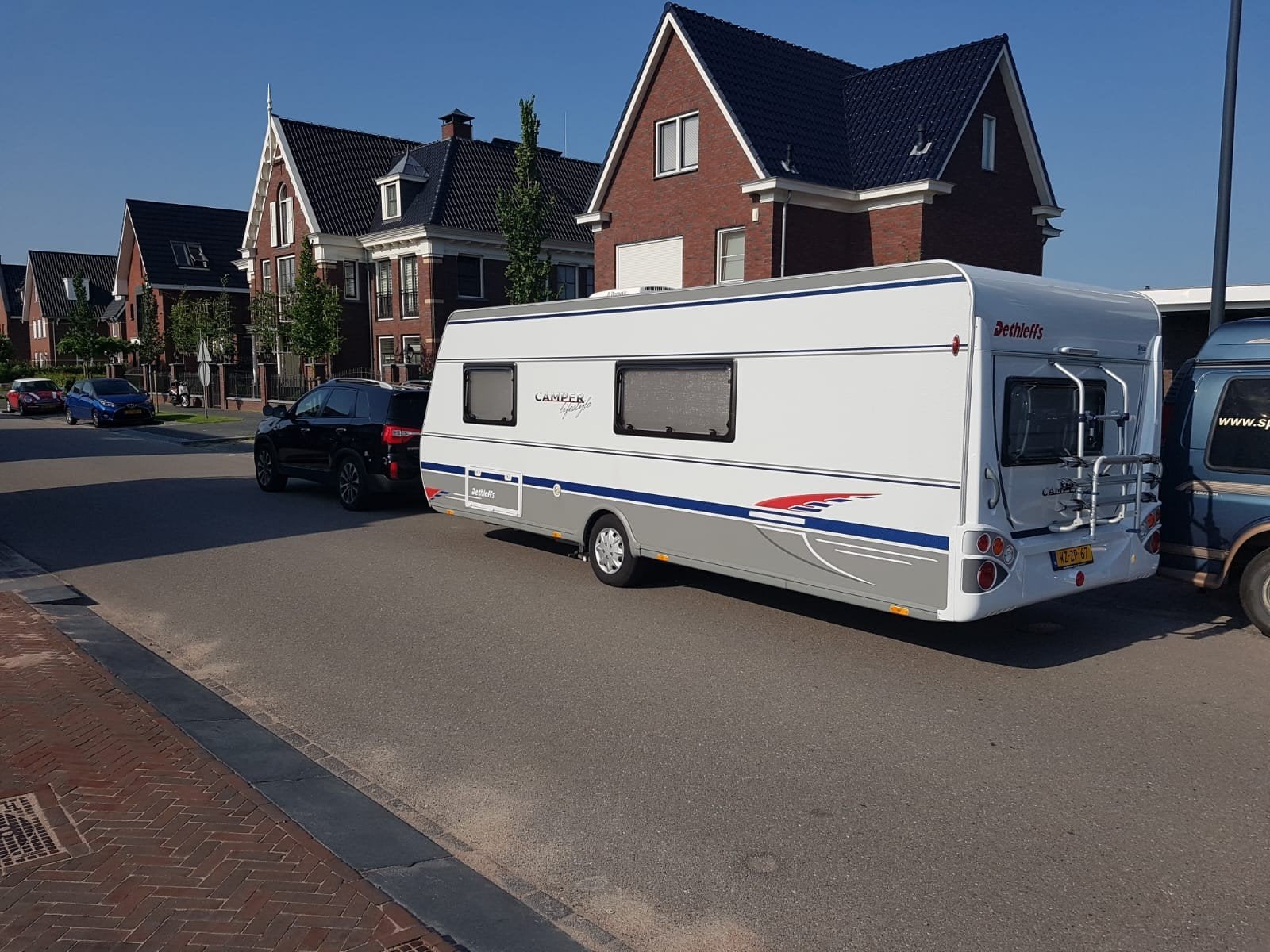 Dethleffs Camper Lifestyle 560fmk 3 stapelbed!!, Rondzit, 7 tot 8 meter, Dwars-stapelbed, Meer dan 6