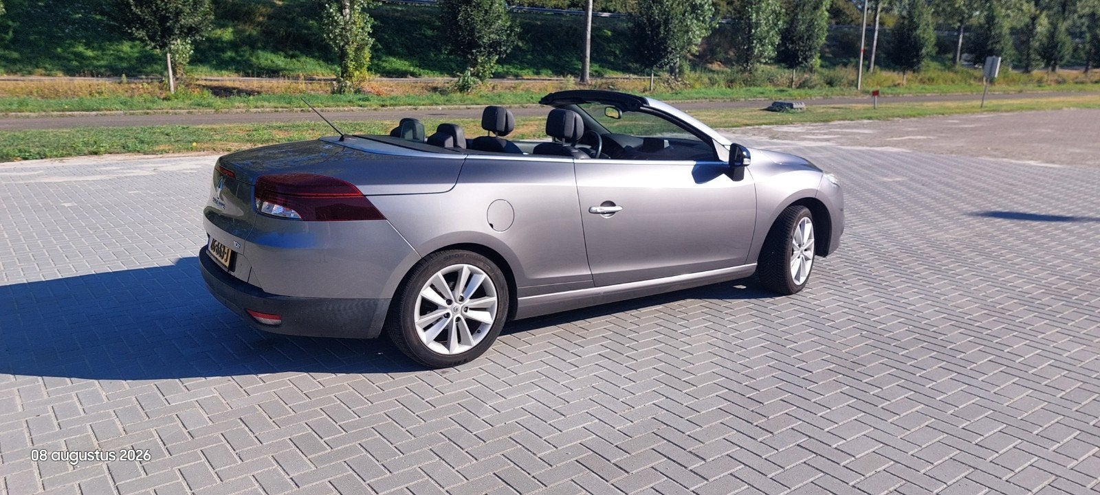 Renault Mégane 1.4 TCE CC 2011 Grijs, Auto's, Voorwielaandrijving, 750 kg, 4 cilinders, Cabriolet