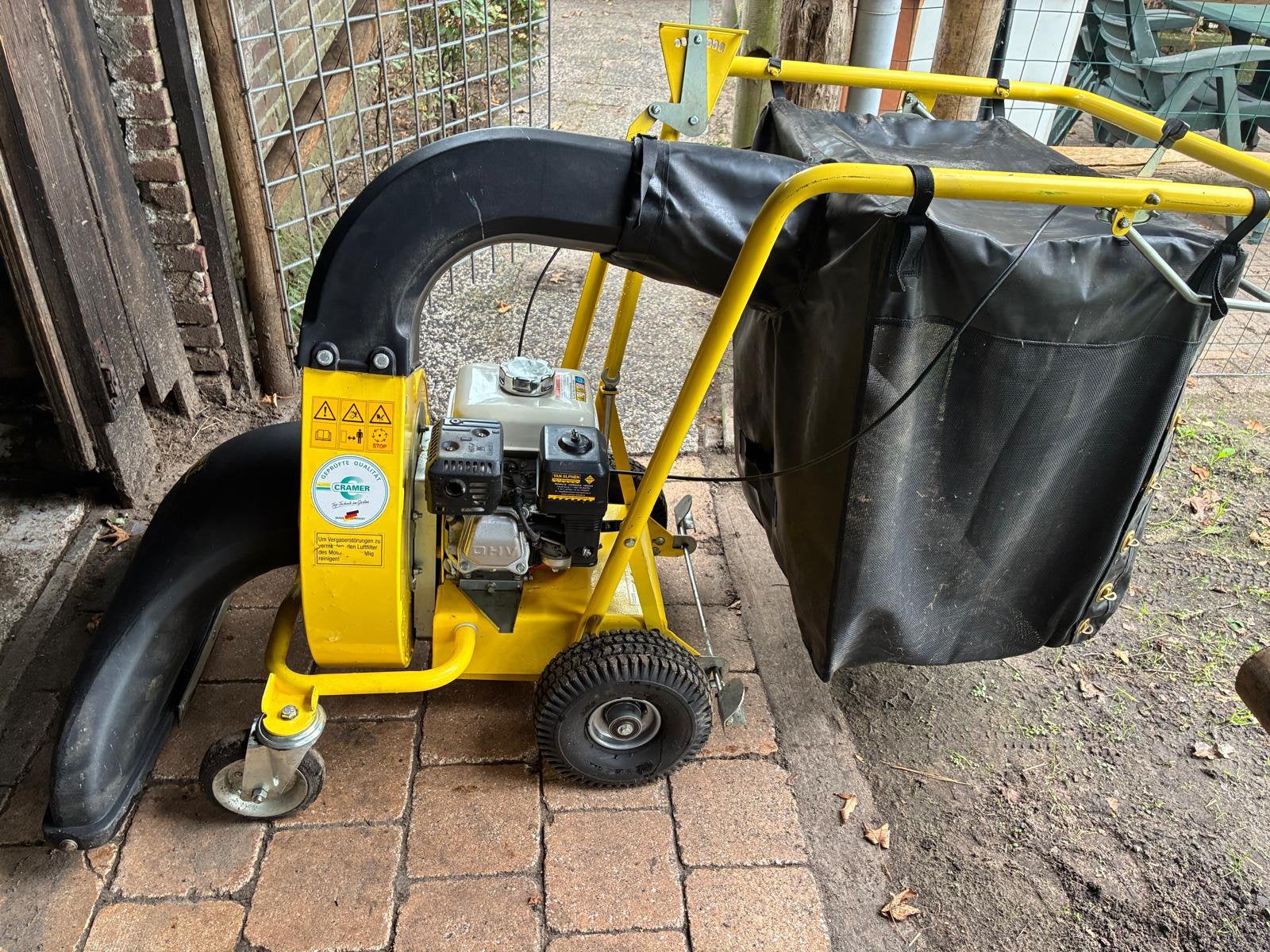 Cramer 5000 bladzuiger, Tuin en Terras, Ophalen, Zo goed als nieuw, Benzine