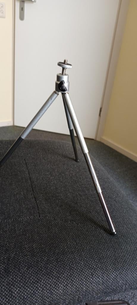 Statief,  ministatief, Zo goed als nieuw, Minder dan 150 cm, Met balhoofd, Ophalen of Verzenden