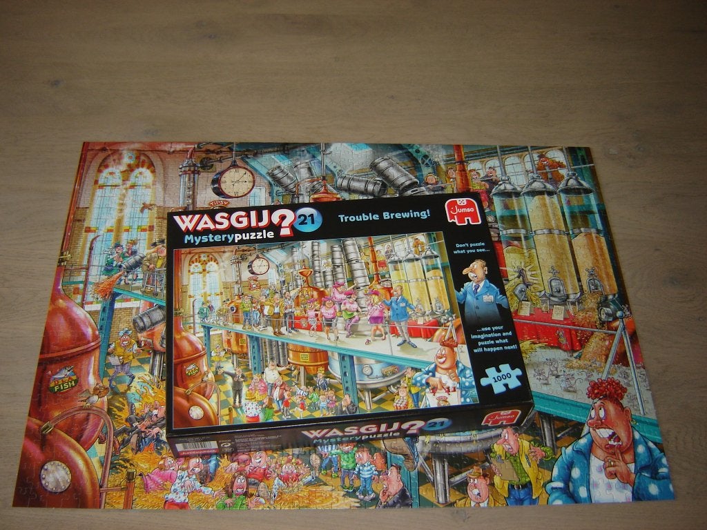Puzzel Wasgij Mystery 21 TROUBLE BREWING! 1000 st., Ophalen of Verzenden, 500 t/m 1500 stukjes, Zo goed als nieuw, Legpuzzel