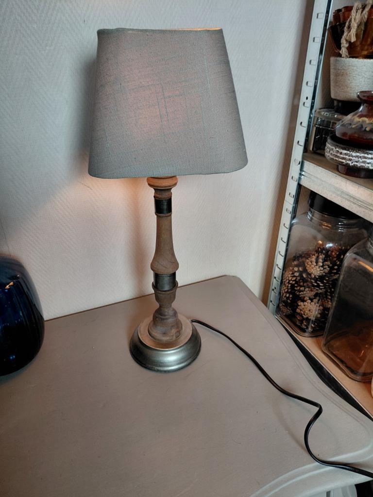 Stoere sobere lamp tafellamp schemerlamp, Ophalen