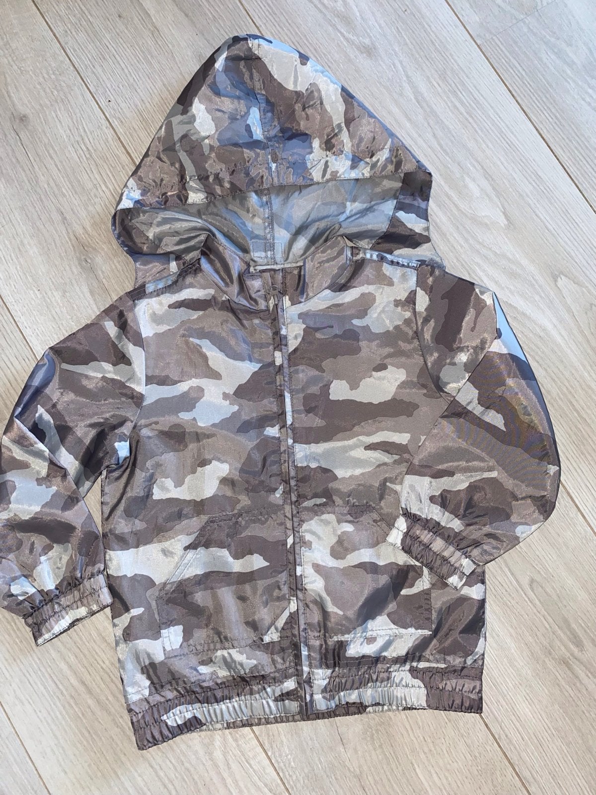 Vertbaudet Camouflage Jasje Maat 102 (4 jaar), Ophalen of Verzenden, Zo goed als nieuw, Jongen of Meisje, Jas