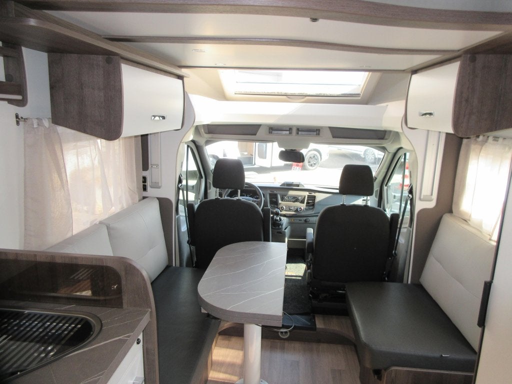 Benimar Cocoon 497 Jong gebruikt met Carpass, Achteruitrijcamera, Buitenlamp, Ford, Hordeur