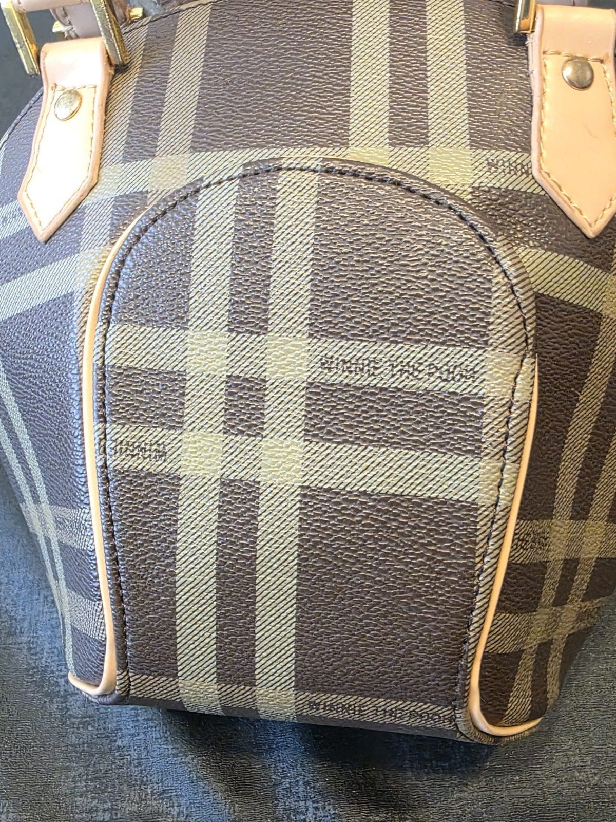 8 Handtas - Geruit Design, Ophalen of Verzenden, Nieuw, Bruin, Handtas