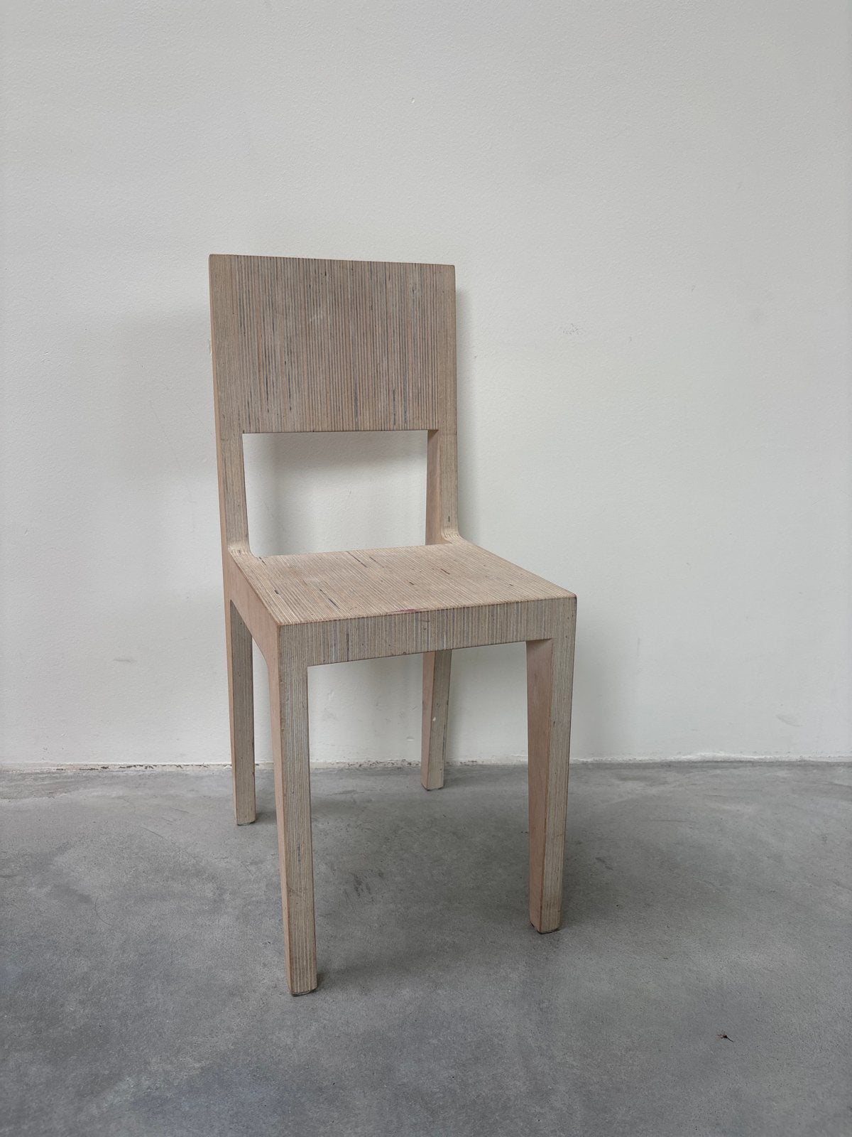 Design houten kinderstoeltje - 57 cm hoog, zitting 30 cm, Ophalen, Gebruikt, Tafel(s) en Stoel(en)