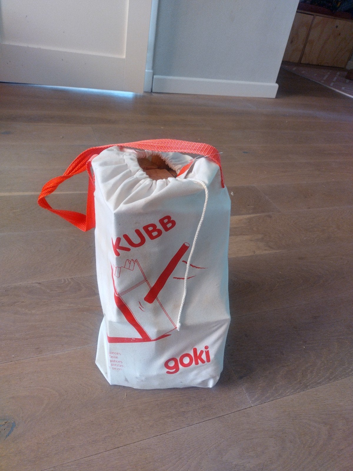 Goki Kubb spel in handige draagtas, Ophalen, Zo goed als nieuw