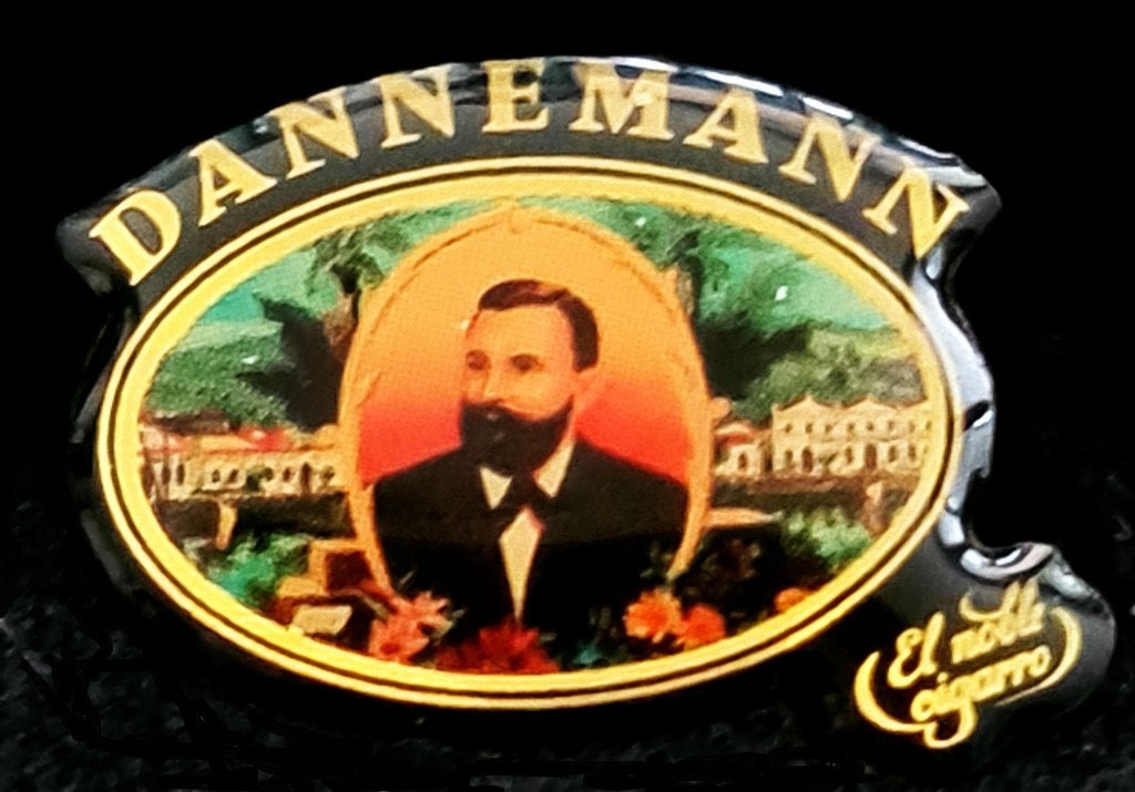 Danneman sigaren pin, Verzamelen, Verzenden, Nieuw, Merk, Speldje of Pin