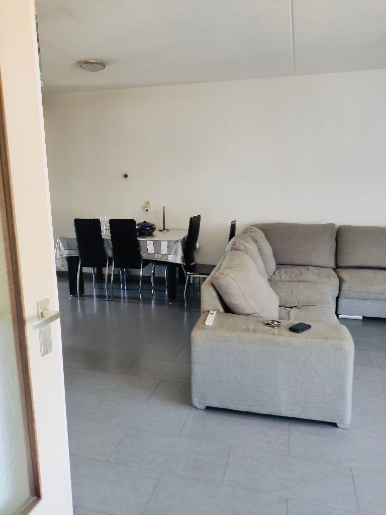Huur woning met karakter (74 m²) ideaal in Rotterdam-Noord!, Huizen en Kamers, Rotterdam, Direct bij eigenaar, 3 kamers, Appartement