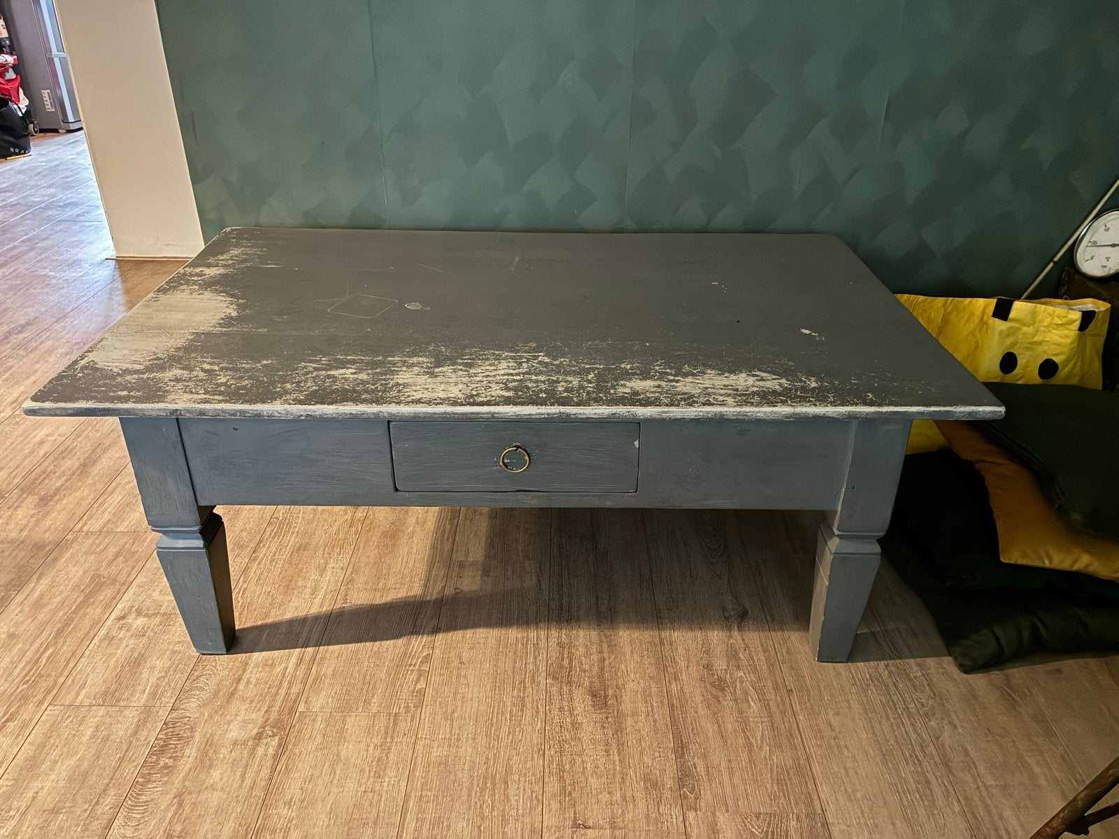 Gratis: Vintage salontafel met lade (opknapper), Ophalen