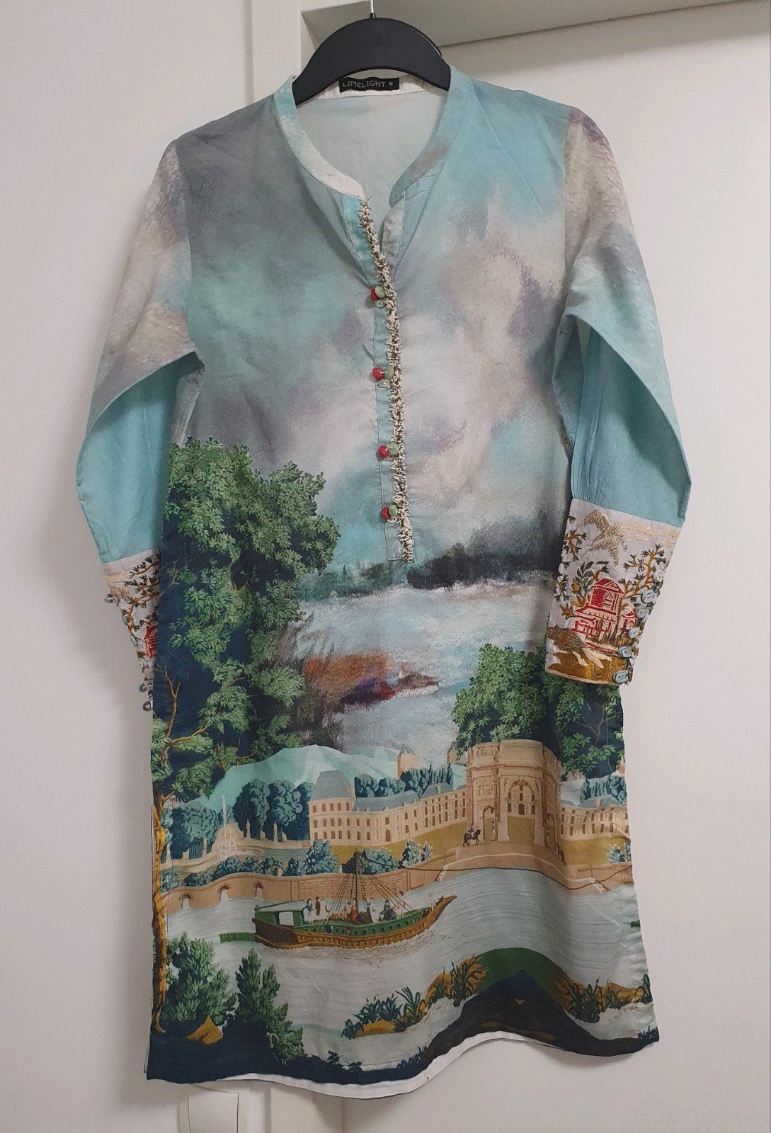 blauw katoen Tuniek met Landschap Print en Geborduurde Mouwe, Ophalen of Verzenden, Zo goed als nieuw, Maat 36 (S), Meerkleurig
