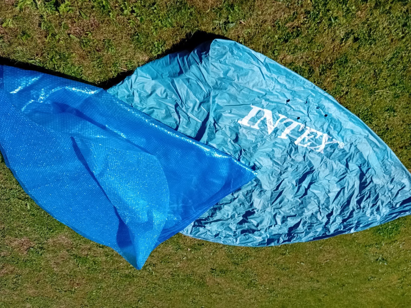 INTEX zwembad afdekzeil en bobbetjeskleed, Ophalen, Gebruikt, Opblaaszwembad, Rond
