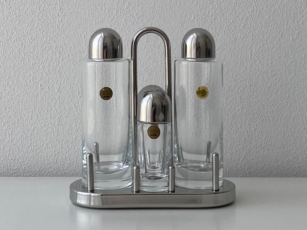 Alessi 5070 Peper en Zout Condimentset – Ettore Sottsass, Huis en Inrichting, Keuken | Keukenbenodigdheden, Nieuw, Ophalen of Verzenden