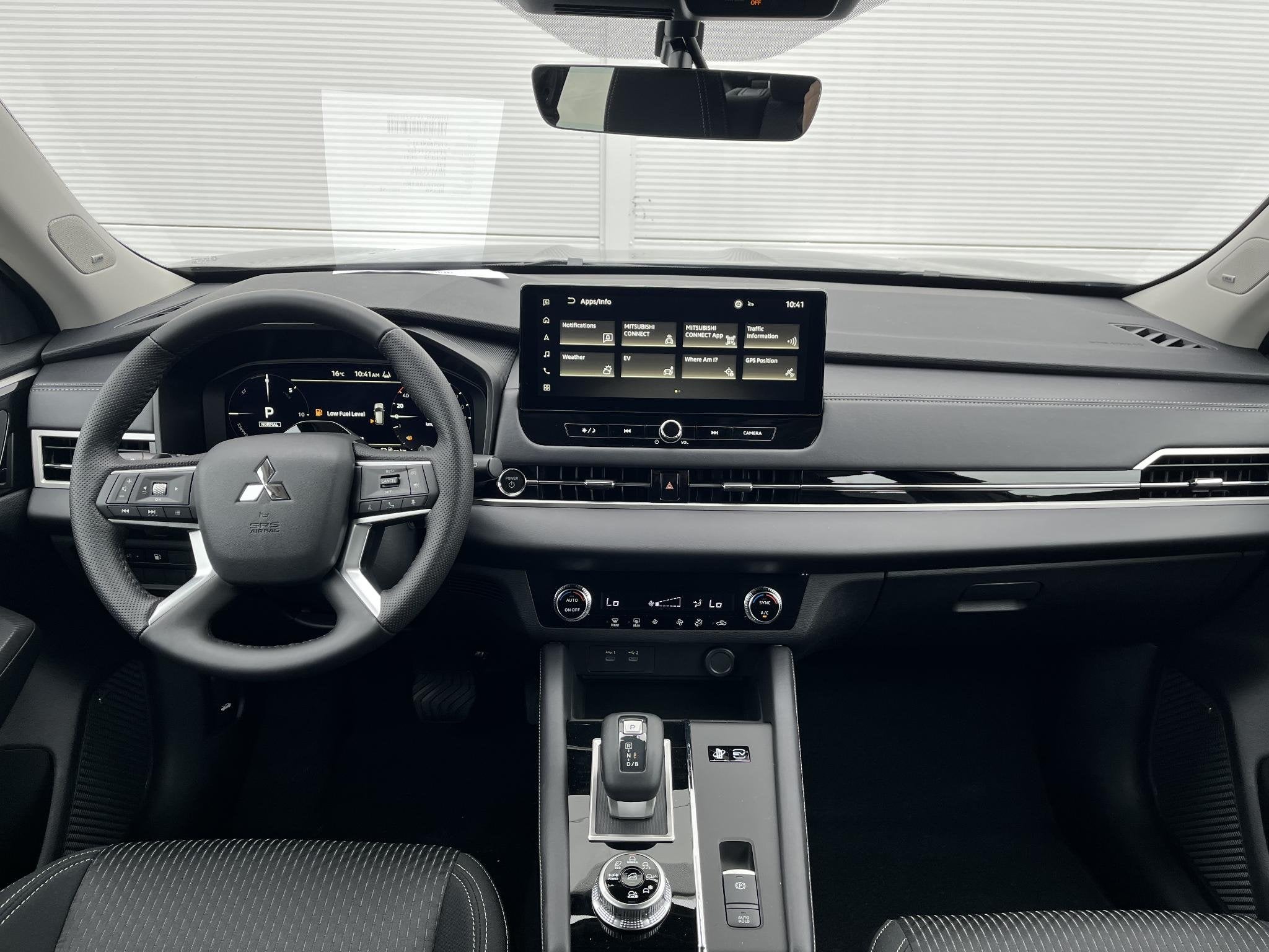 Mitsubishi Outlander 2.4 PHEV Pure / € 4.500,- Voordeel Op, Automaat, Stof, Outlander, Euro 6