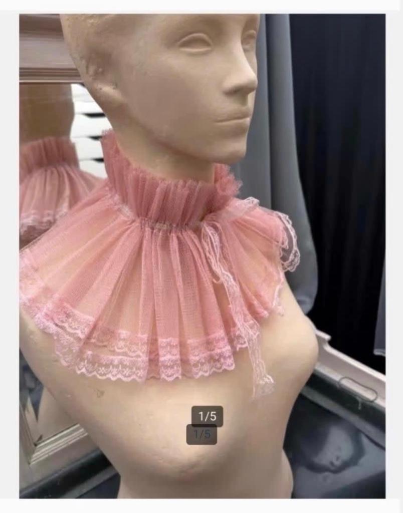 Roze kanten kraag -tule, voor bv. paspop, Ophalen of Verzenden
