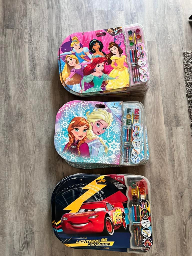 Disney Activiteitenboeken – Kleurplaten + Stickers, Verzamelen, Ophalen of Verzenden, Overige figuren, Nieuw, Overige typen