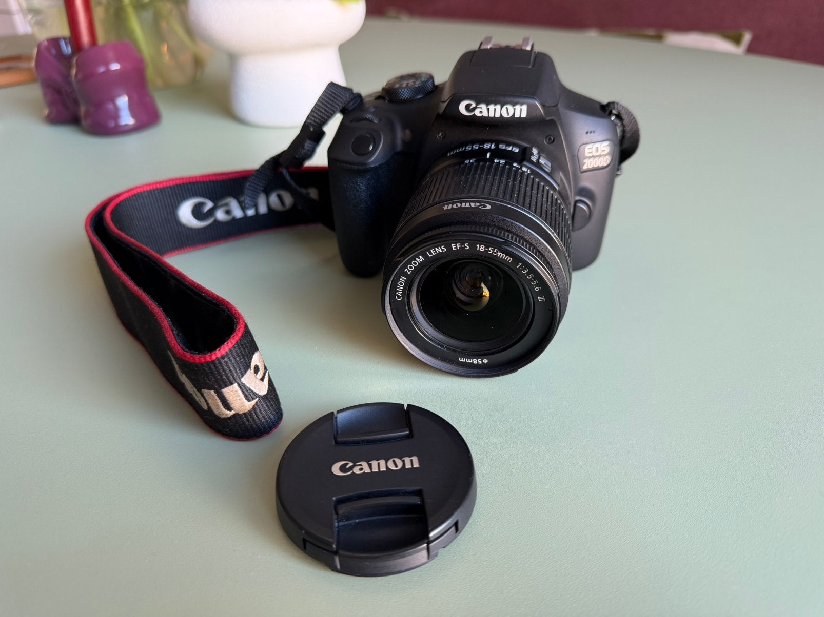 Canon EOS 250D camera + 18-55mm lens, Ophalen, Gebruikt, Spiegelreflex, Canon