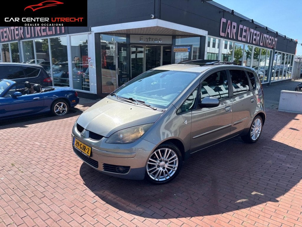 Mitsubishi Colt 1.5 Sky 5drs airco dubb pano nette colt, 970 kg, 4 cilinders, Colt, Origineel Nederlands