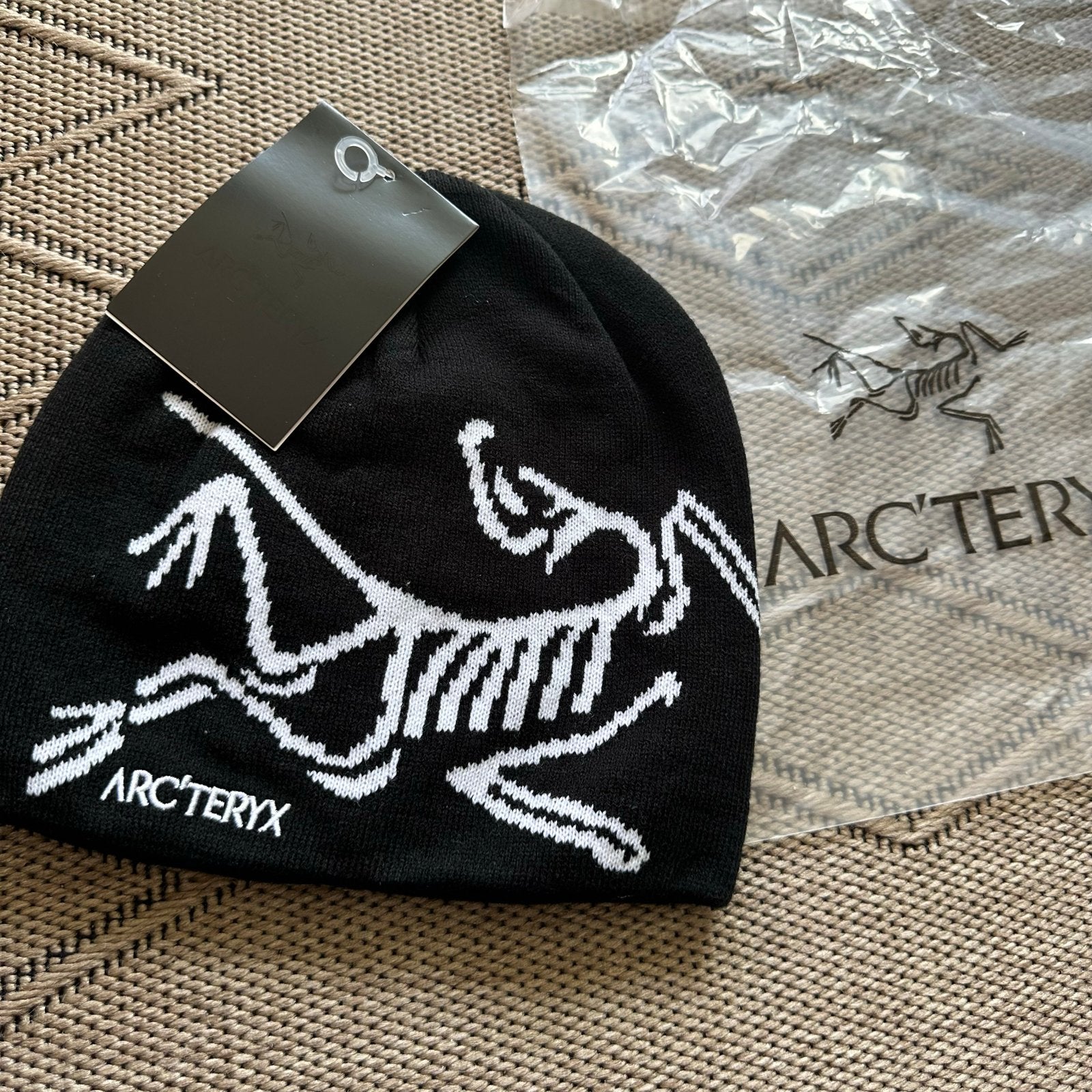 Arc'teryx Fernie Toque Beanie - Nieuw met labels, Ophalen of Verzenden, Nieuw, One size fits all, Pet