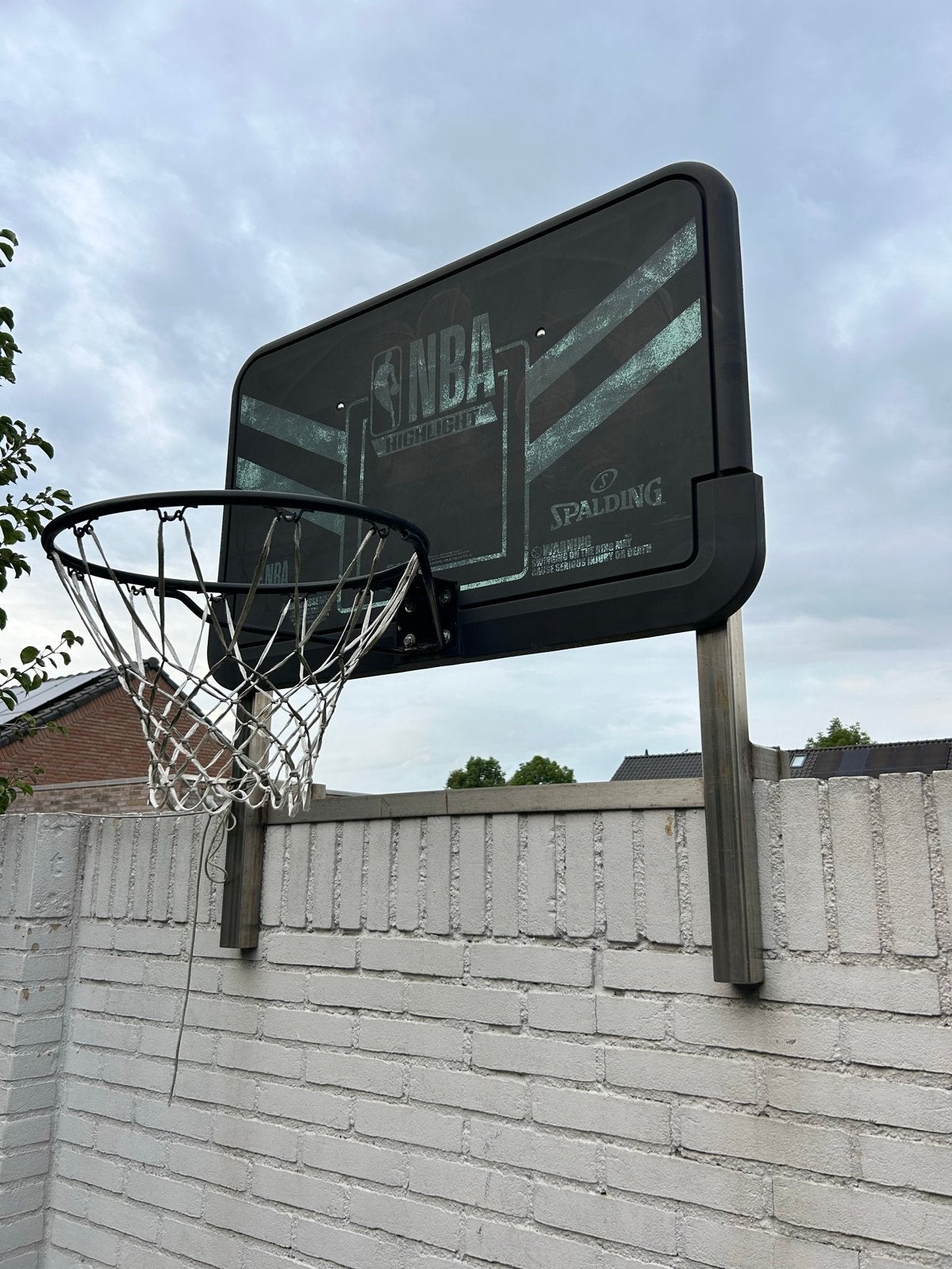 Spalding NBA basketbalring met bord en muurbevestiging, Ophalen, Gebruikt, Ring, Bord of Paal