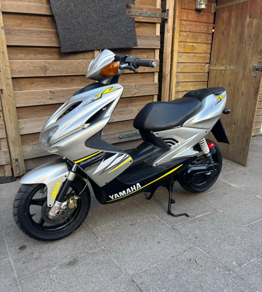 Yamaha Aerox / 50cc / Origineel / 2e Eig. Weinig KM, Fietsen en Brommers, Scooters | Yamaha, Ophalen, Aerox, Maximaal 45 km/u