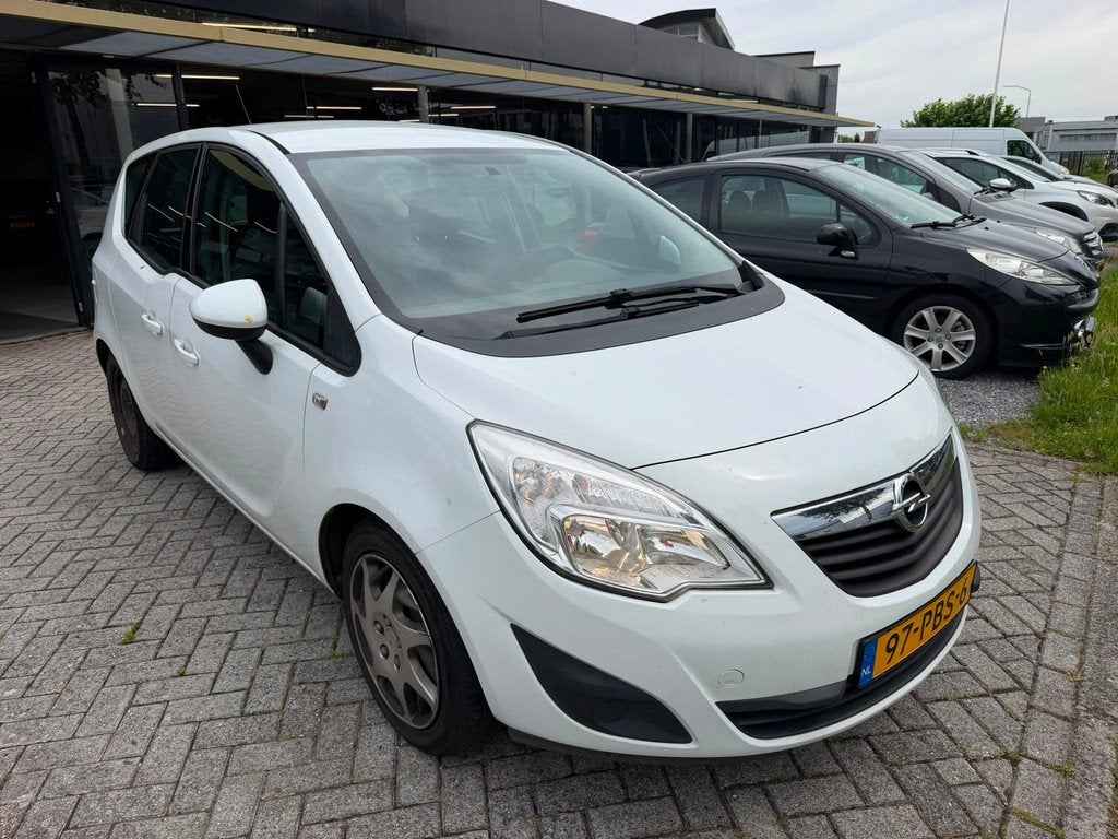 Opel Meriva 1.4 Edition, Airco, trekhaak NLD Auto met NAP, Auto's, Opel, Voorwielaandrijving, Euro 5, Gebruikt, Wit