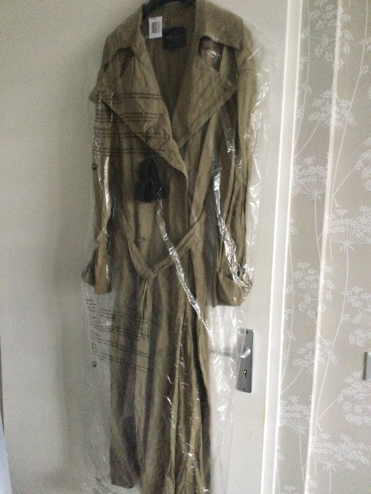 Mango oversized trenchcoat, met gerimpelde effect, Verzenden, Nieuw, Maat 38/40 (M), Beige