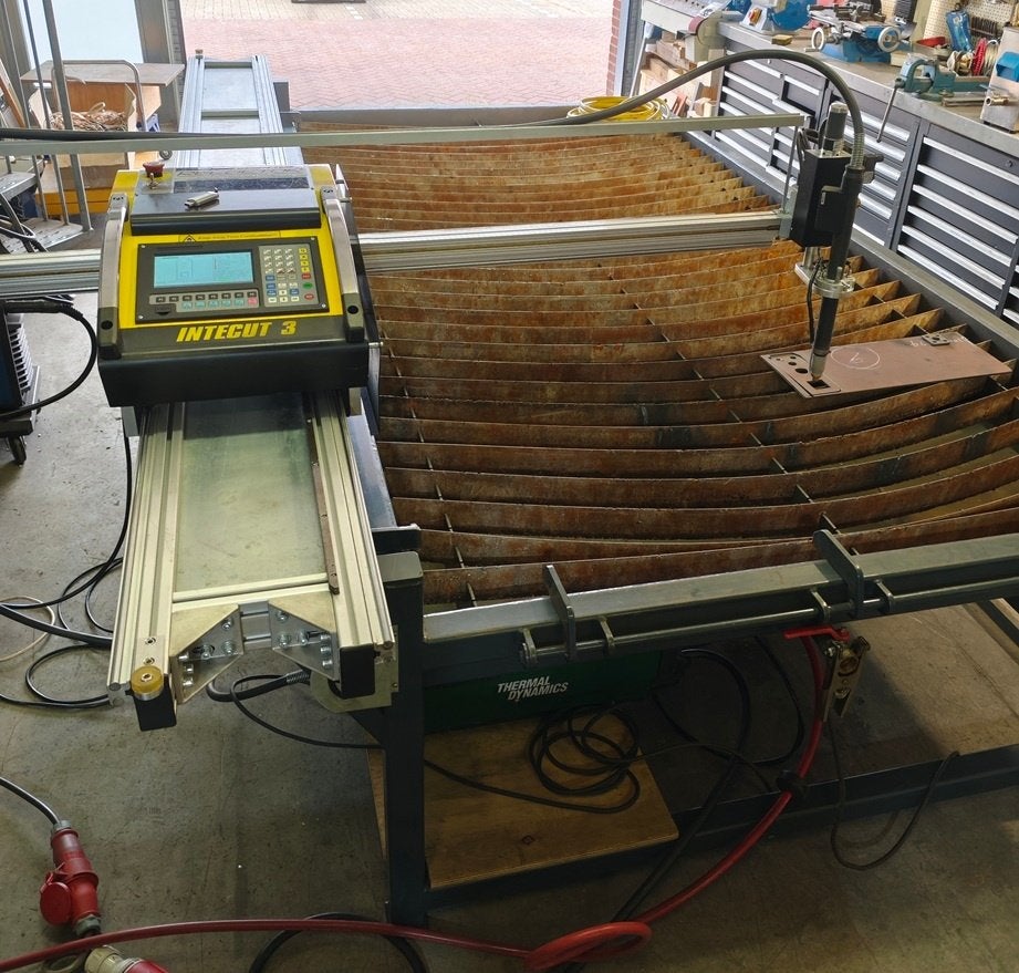 CNC snijmachine plasma Thermal Dynamics A120 snijtafel, Ophalen, Zo goed als nieuw