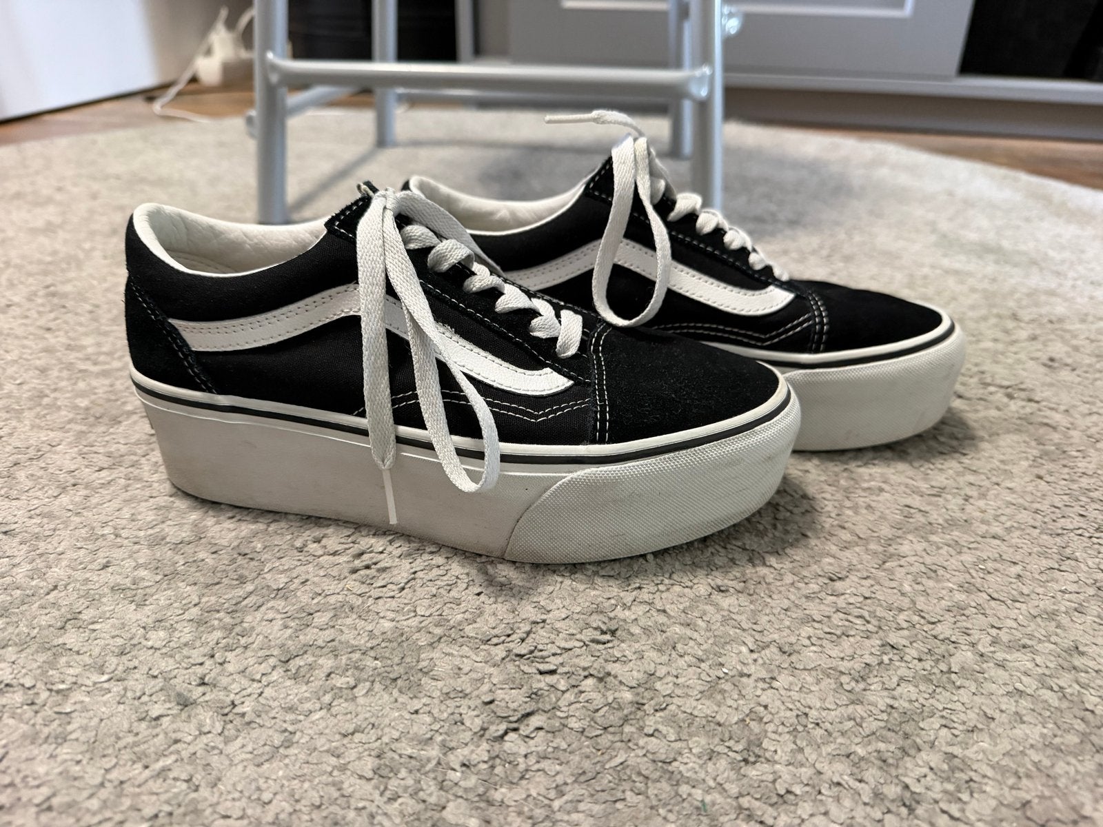 Vans Old Skool Platform Sneakers Zwart - Maat 37, Kleding | Dames, Schoenen, Zwart, Ophalen of Verzenden, Sneakers of Gympen, Zo goed als nieuw