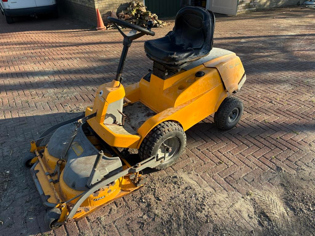 Stiga Villa zitmaaier - maaidek goed,, Tuin en Terras, Zitmaaiers, Ophalen, Gebruikt, Versnellingen, 90 tot 120 cm