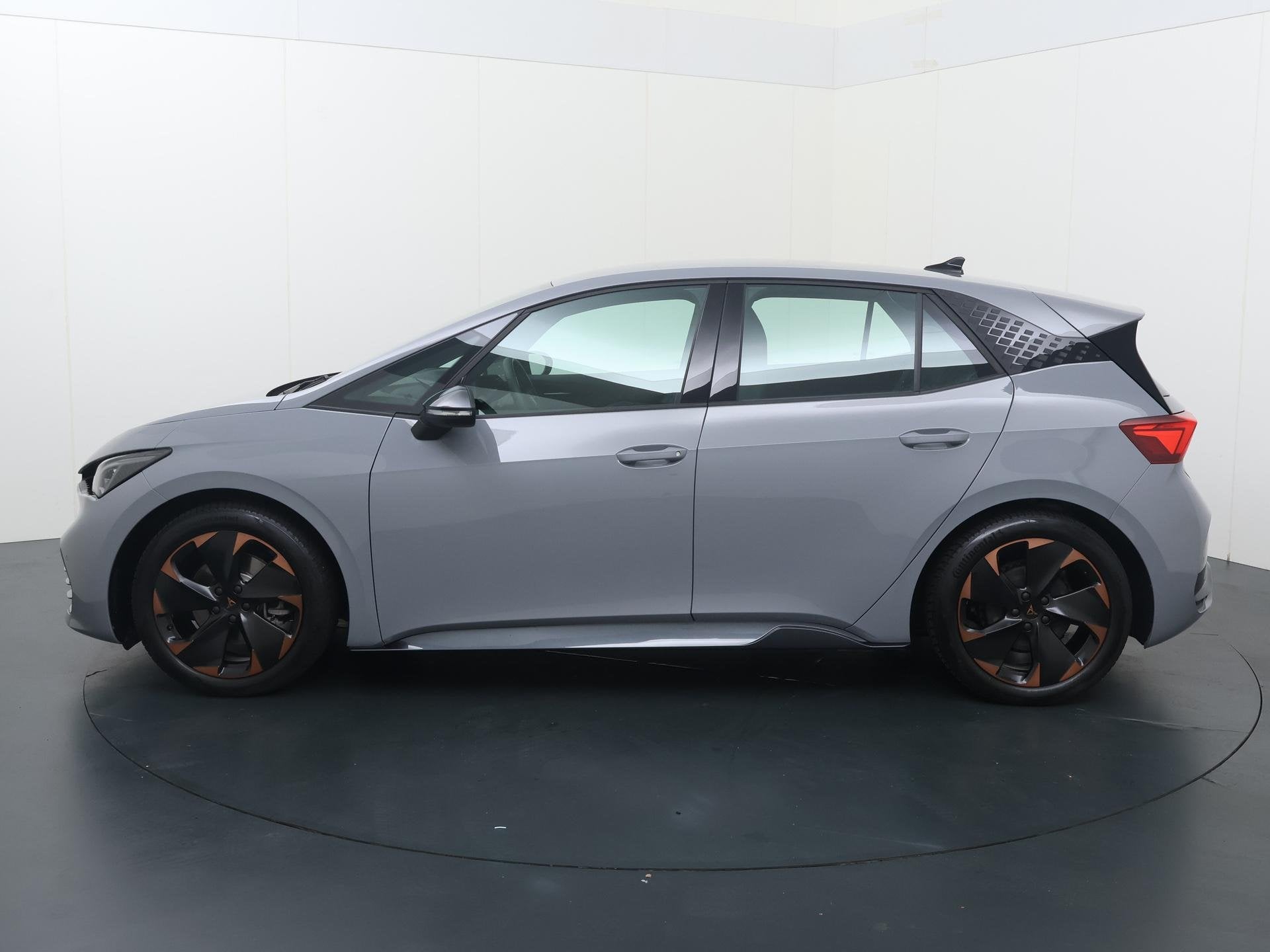 CUPRA Born Business 62 kWh | 204 PK | SoH 92% | Adaptive Cru, Auto's, 12 maanden, Gebruikt, Zwart, 375 min