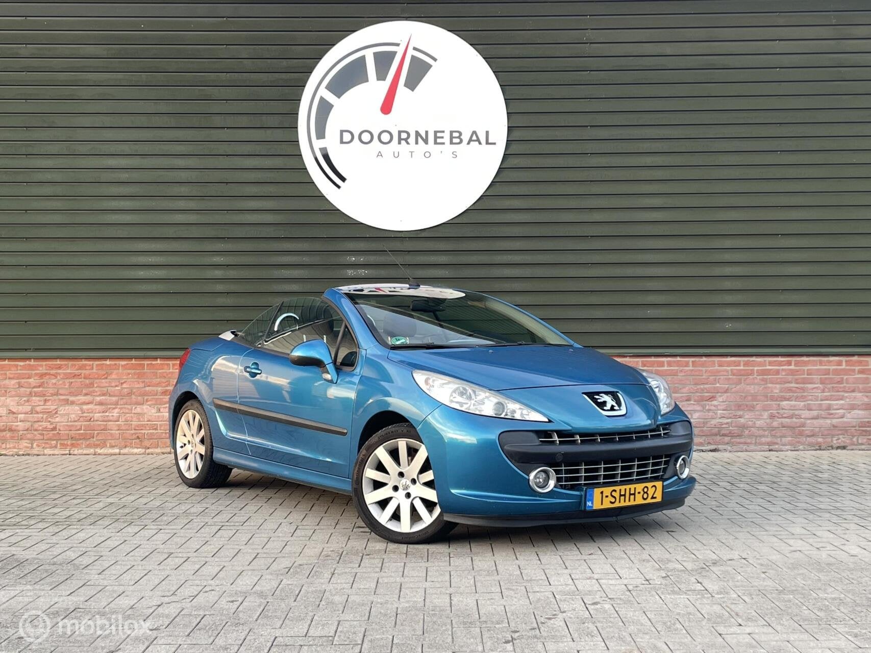 Peugeot 207 CC 1.6 VTi Féline AIRCO / LET OP ! / EXPORT, Stof, Gebruikt, Zwart, 4 cilinders