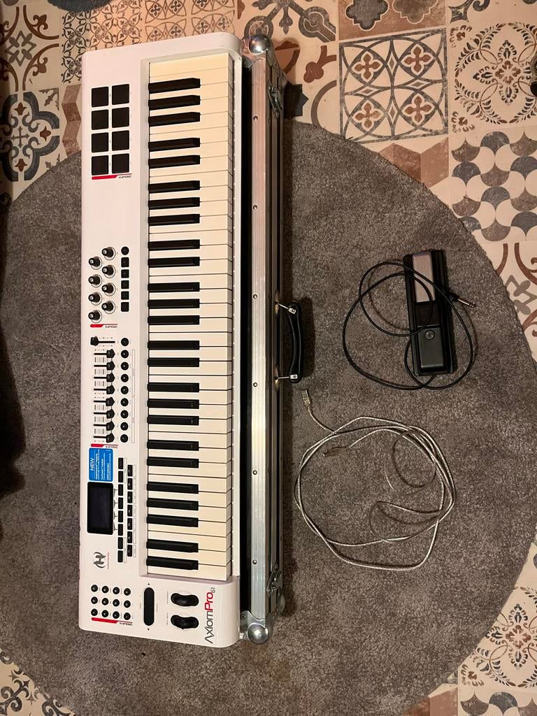 M-Audio Axiom Pro 61 MIDI Controller Keyboard met Case, Overige merken, Ophalen of Verzenden, Aanslaggevoelig, 61 toetsen