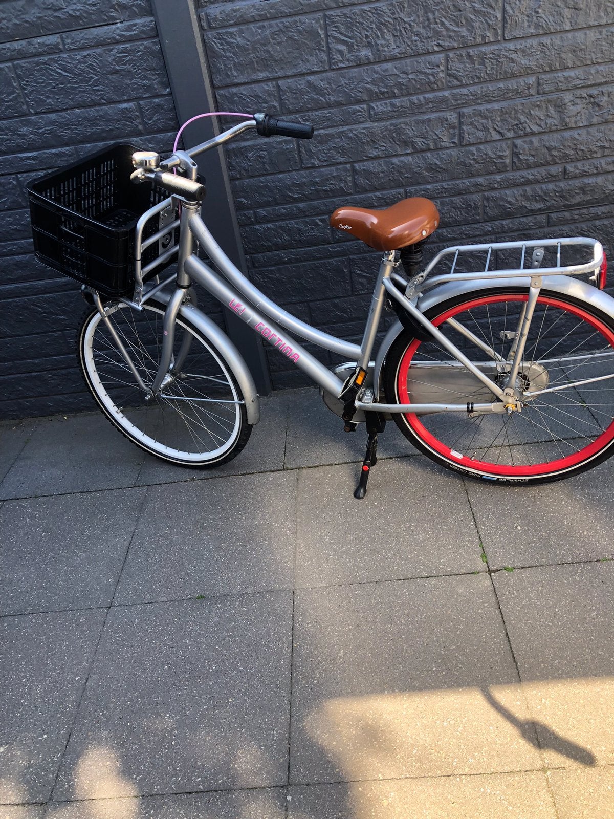 Cortina fiets meisje of jongens fiets 24 inch, Fietsen en Brommers, Fietsen | Meisjes, Zo goed als nieuw, 24 inch, Ophalen