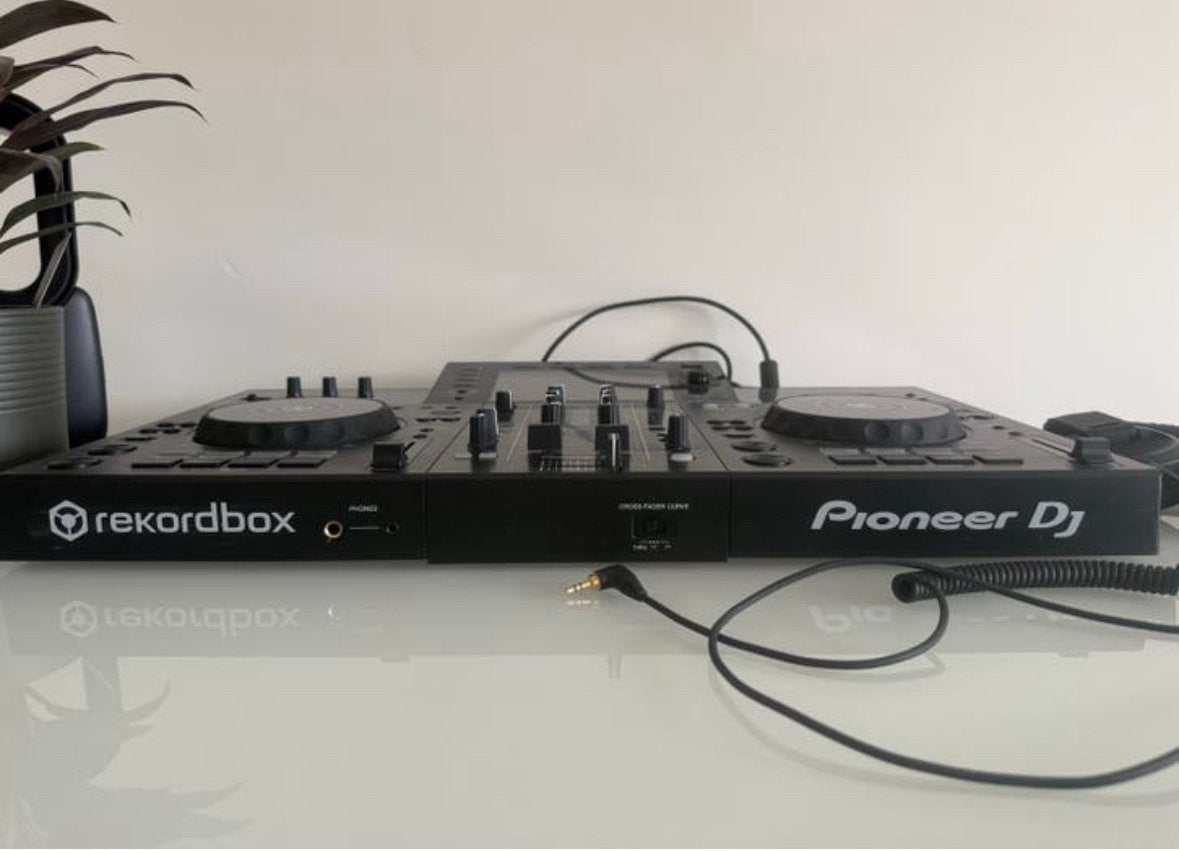 PIONEER XDJ-RR DJ SET KOPTELEFOON + BESCHERMHOES, Ophalen, Zo goed als nieuw, Pioneer