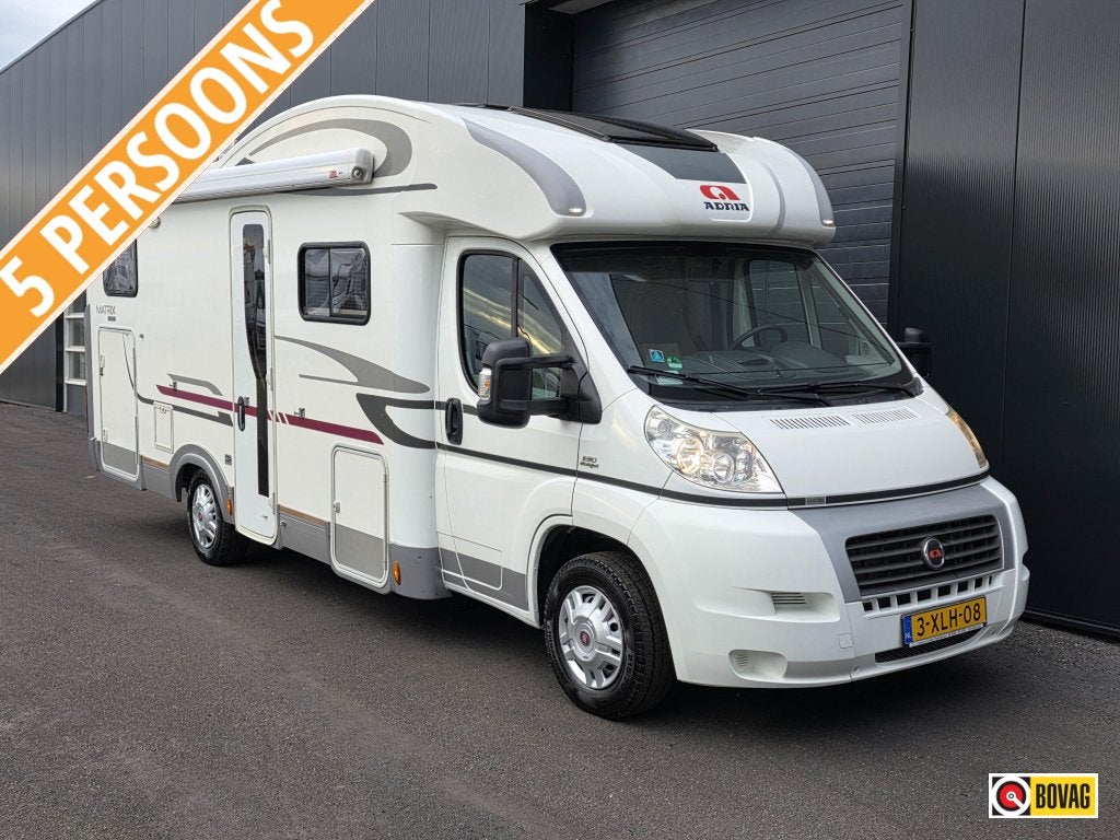 Adria Matrix M 680 SP, Caravans en Kamperen, Ringverwarming, 7 tot 8 meter, Bedrijf, Adria