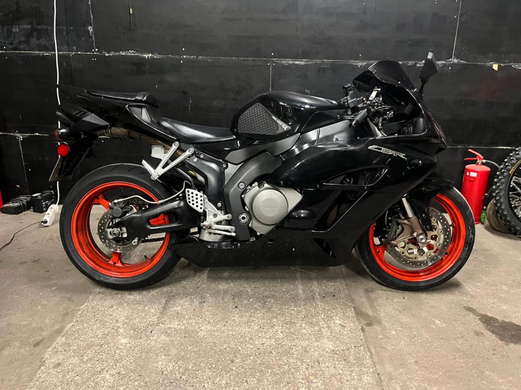 Honda cbr 1000 rr 2004, Honda, ., Bedrijf, Super Sport