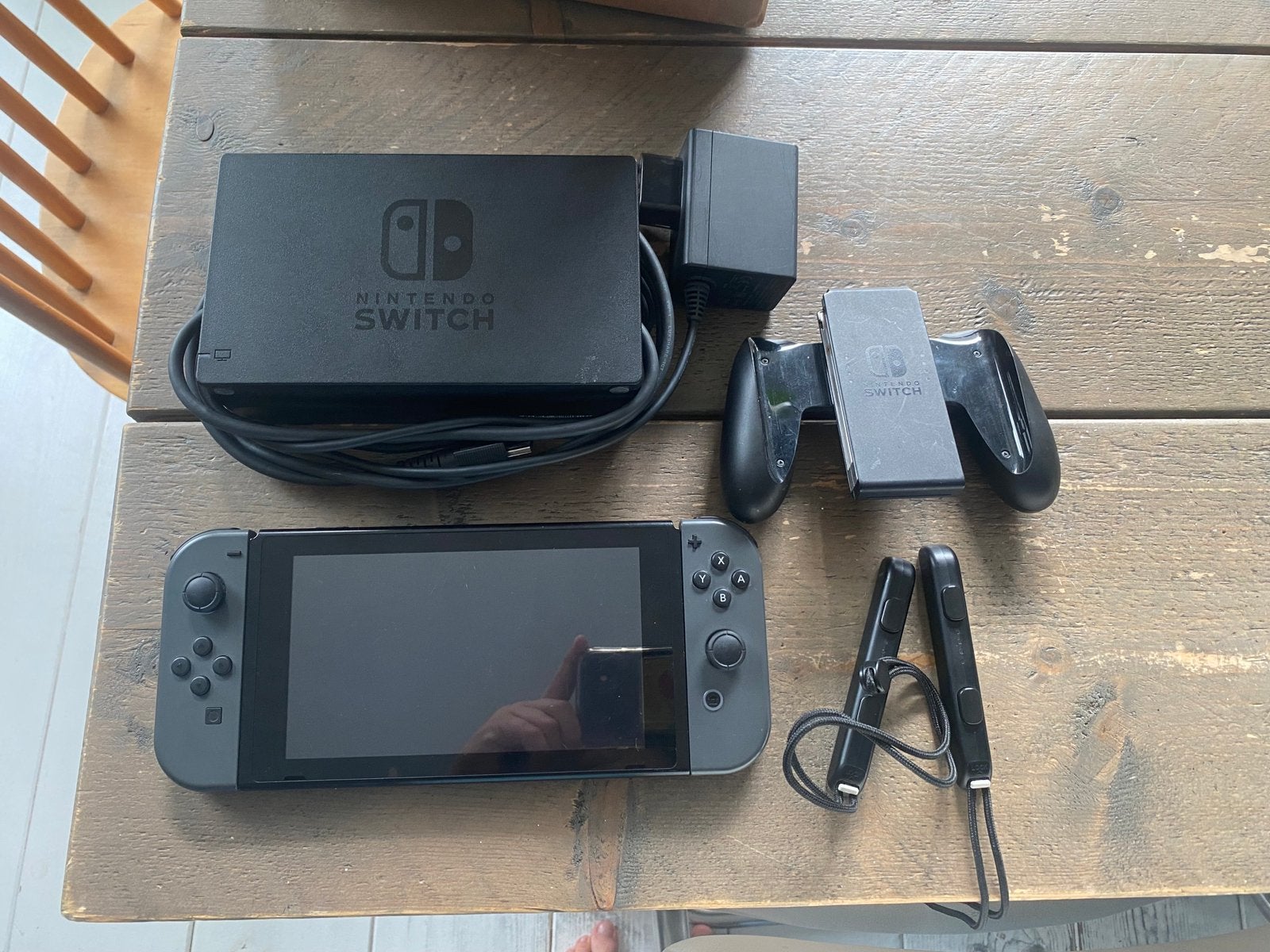 Nintendo Switch Original met 2 controllers en dock, Spelcomputers en Games, Spelcomputers | Nintendo Switch, Ophalen, Gebruikt