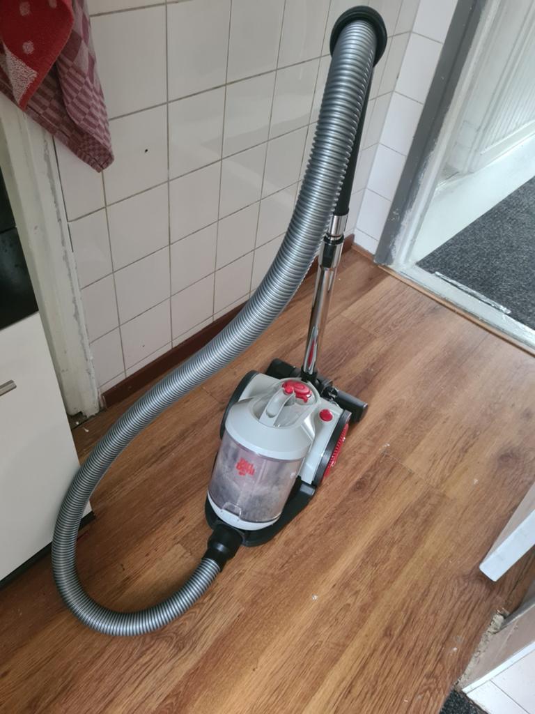 Goede  stofzuiger  zo goed als nieuw, Ophalen of Verzenden, Nieuw, Steelstofzuiger