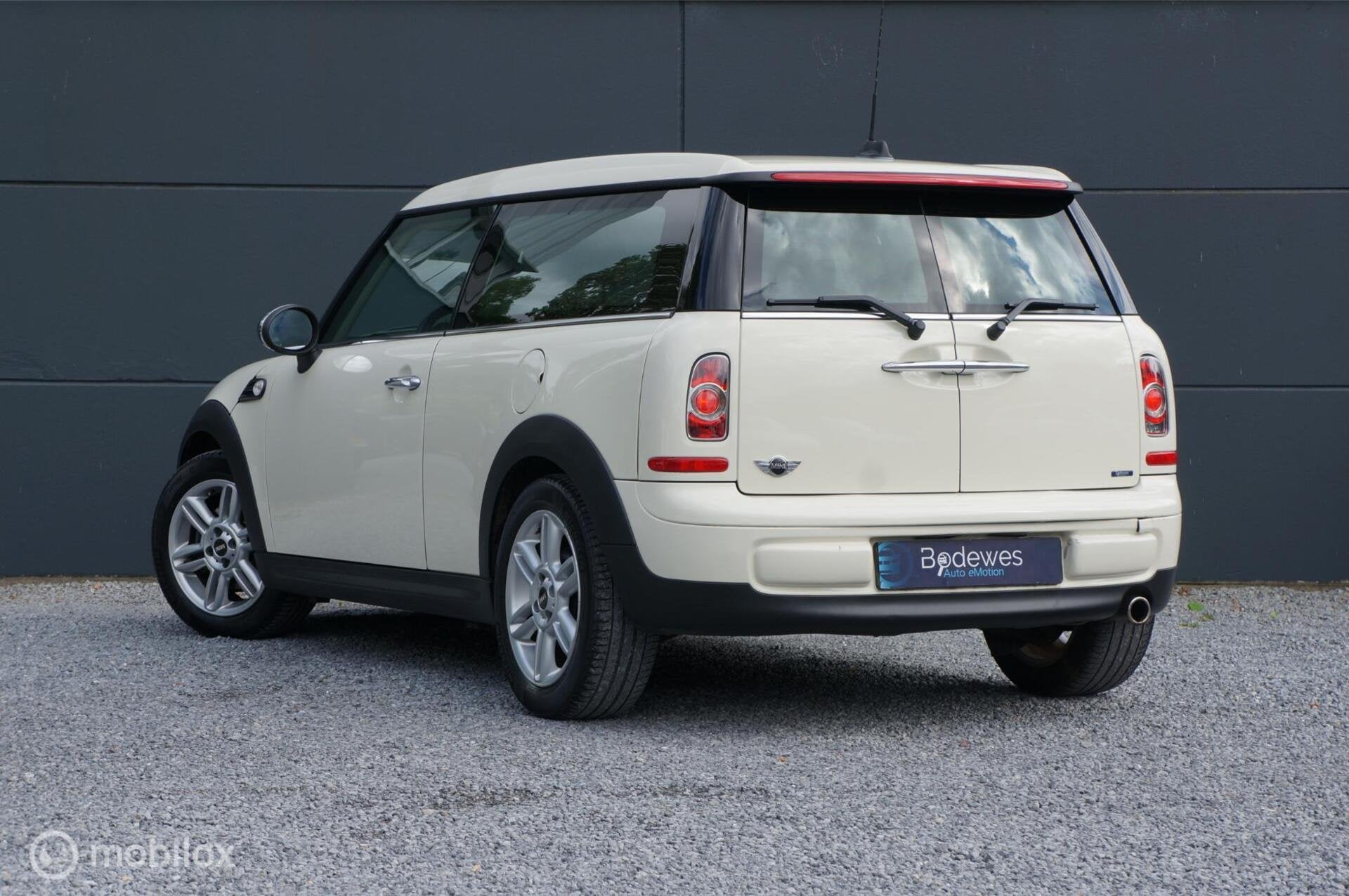 Mini Clubman 1.6 One Holland Street Navi Airco Cruise Leuk!, Auto's, Voorwielaandrijving, Gebruikt, 4 cilinders, 4 stoelen